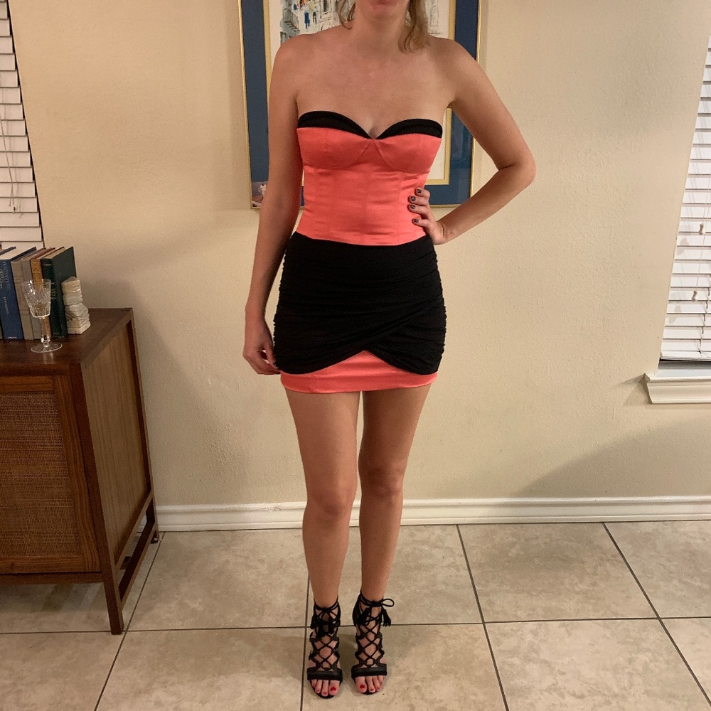 Bebe sz XS - Hot pink corset mini dress Y2K 🪩